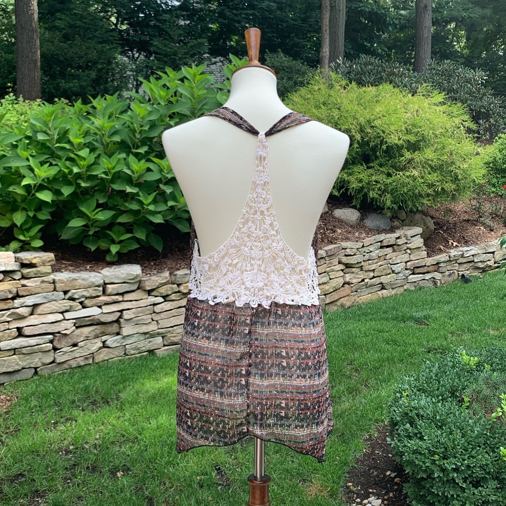 🎁Openwork Back Lace Detailing, Racerback Tank Top - Picture 2 of 8